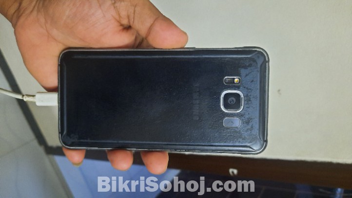 Samsung galaxy S8 active